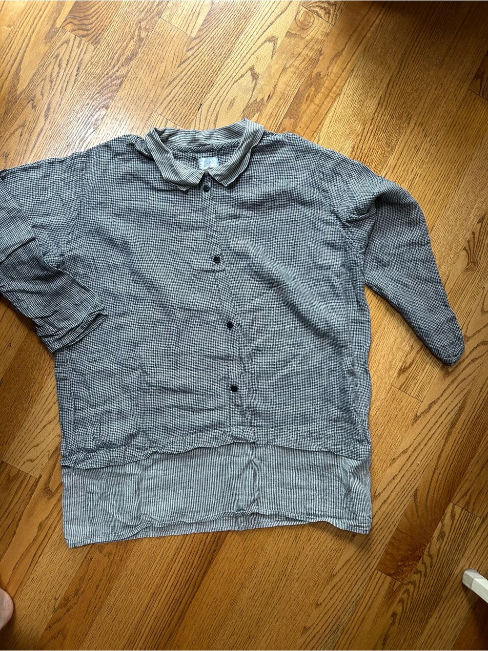 Flax by Angelheart Gray Striped Button-Down Top